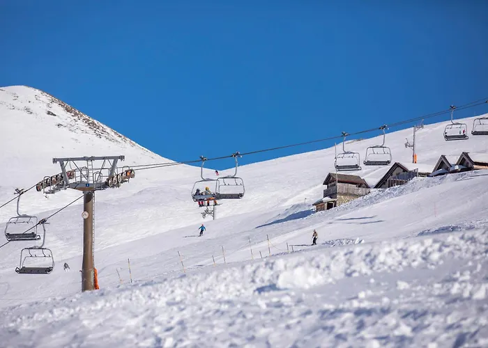 Au Soleil De 750m From - Happy